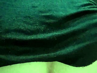 Qu� f�cil tengo la colita, me gusta tanto jugar con mi dildo