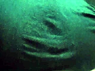 Qu� f�cil tengo la colita, me gusta tanto jugar con mi dildo