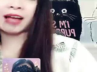 Jin Xinh Bunny Live Show Full Face While Talking!