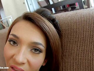 sapphix presents alexis brill fingering solo