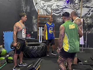 fernanda chocolate getting fucked in gym by 4 guys 😍 cum facial