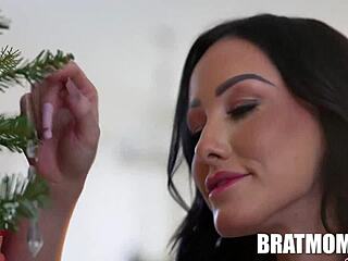 Fuck Me Under The Mistletoe, Jennifer White And Parker Ambrose!