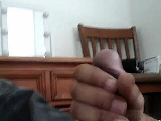 J Calderon搞定巨屌吗？