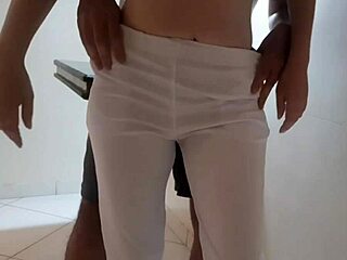 I creampie my wife's shaved pussy in homemade sex.