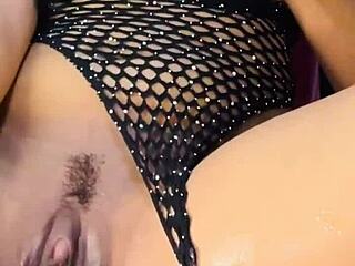 Mature Woman Sucks Big Cock Voyeur Style