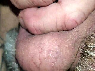 와, 이 게이 액션 진짜 불타올라!