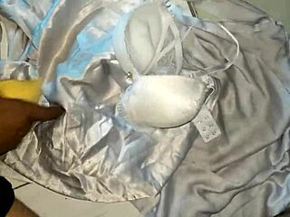 I wear ao dai as a girl in this video