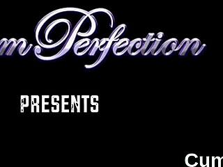 Horny Looker Gulps Cumshot Juice on Her Face?