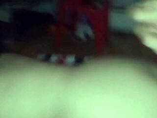 i'm fucking my pregnant friend on the floor