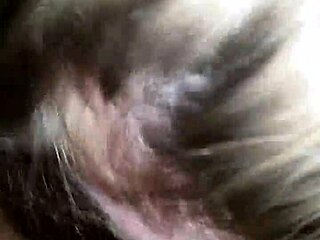 我厲害女友吸雞巴吸得超棒😘