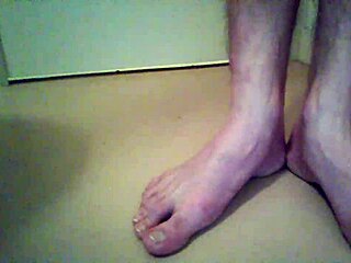 Йо, глянь на эту дикую гейскую анальную игру с дилдо!