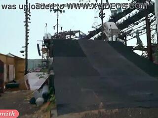 Jeny Smith says, 'Check my camel toe in tight suit'