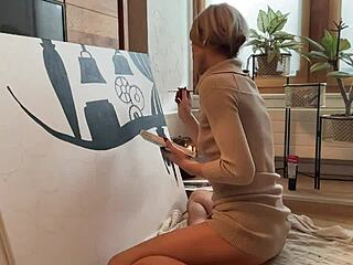 I’m Obsessed with Painting My Studio Art Pieces