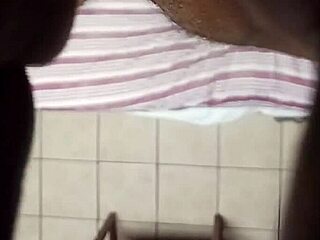 Can you handle more views of hood milfs shaking that ass in texas?