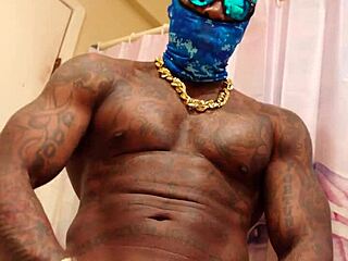 Hallelujah johnson worships big black hairy dick, calls him daddy