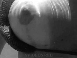 Minha esposa se exibindo pelas praias do brasil ao ar livre