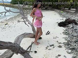 golden shower on katty's glasses