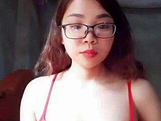 feeling so horny with my big tits bouncing