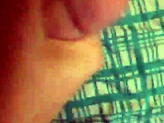 uhh, young twink cums hard after gay porn... damn!