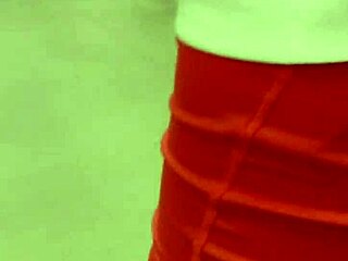 Hot Girl's Ass In Tight Shorts At Market!