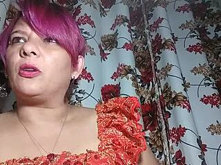i share incredible erotic stories with lola