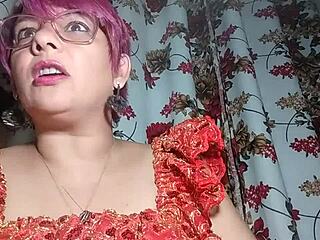 i share incredible erotic stories with lola