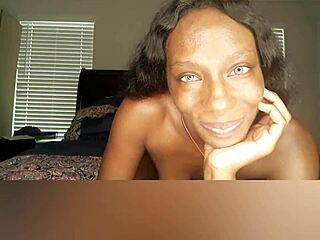 Ebony Girlfriend Gives Joi