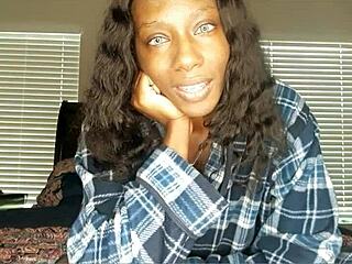 Ebony Girlfriend Gives Joi