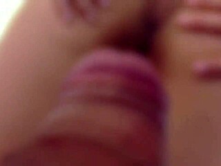 Lima Grey, 18, sueña con follada peruana profunda