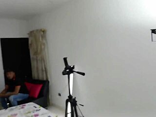 My employee turns nympho, loving her tight coño