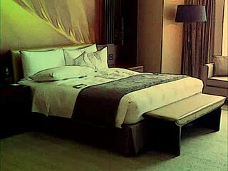 my neighbor yandere wakes me up close