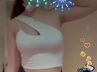 miu's big tits are so smooth and white