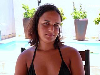 entrevista com a novinha safada cheia de emo��es no anal e blowjob intenso