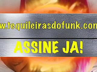 Debora Fantine Gives A Sensual Footjob In Brazilian Style