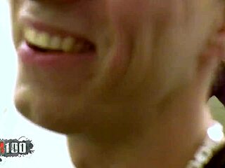 I'm Hunting Hot Teen Sex in Czech Republic