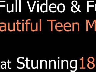 Gorąca blond nastolatka 18+ zdejmuje się do naga! 😍