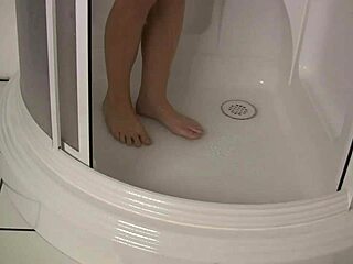 Young 18+ Women Fucking And Assfucking