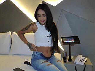 Remaja Latina Michely Beatriz 18 lingerie kena jilat punggung