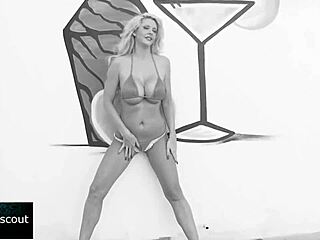 Beautiful Blonde Slut Takes Assfucking And Creampie Outdoors Boldly