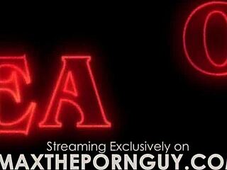 Just chilling as sexy Latina Julz flaunts her body and slurps me sloppy in POV