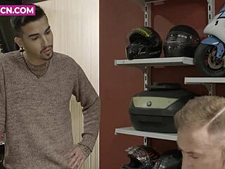 الناضجة الغنية الشقراء جينا سنيك تنيك صبي شاب 18+ شرجي شديد 4K 🔥