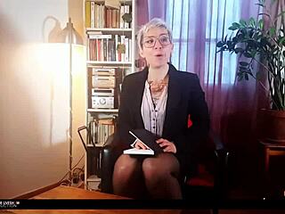 ta banquiere est une vraie salope jerk off