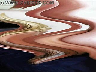 Джоджо пропускает стриптиз и давится членом сегодня! 😲