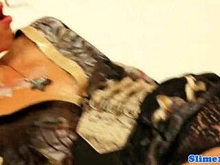 eurobabe, want a bukkake strapon fuck?