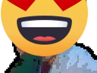 거대한 엉덩이 가진 새엄마가 두꺼운 오이로 섹스. 그녀의 벌어진 뒤를 증명 보내!