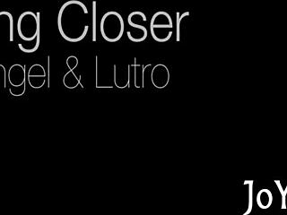 Young girl takes throbbing penis in wild amateur action, so hot! 🔥