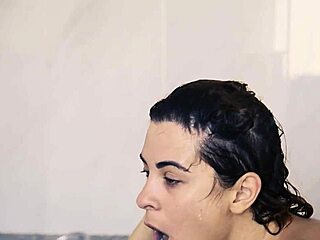 Jakuzzi underwater blowjob and fucking