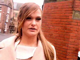 Honour Hypnotized to Flash Boldly in Public Space