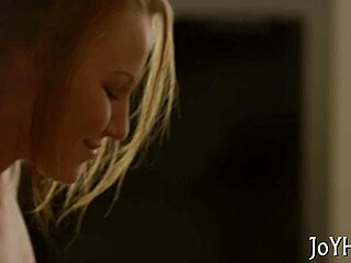 Young girl takes throbbing penis in wild amateur action, so hot! 🔥