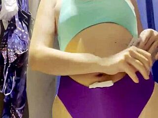 I hided cam in fittin room to see latina teen tits